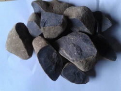 Rotary calcined bauxite